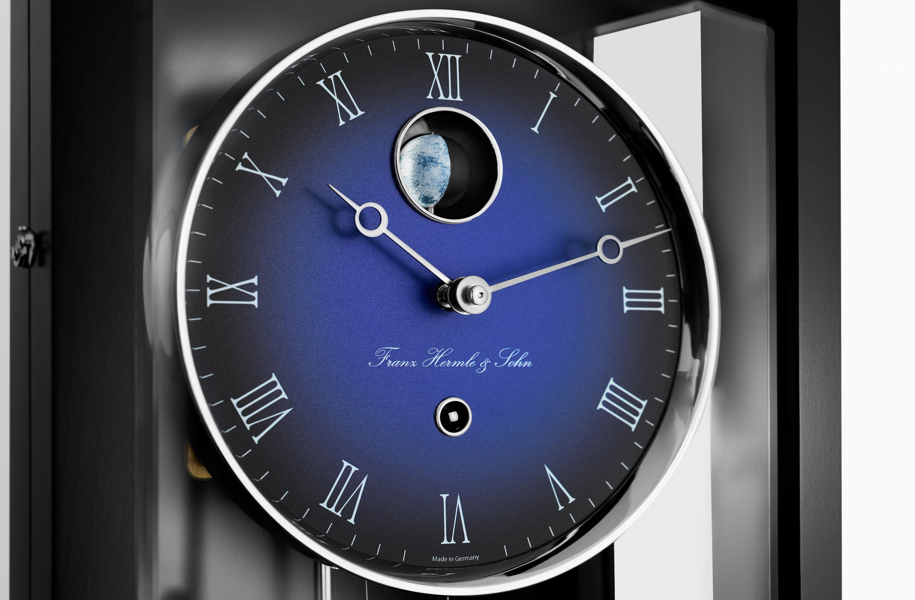 Hudson Wall Clock – Hermle North America