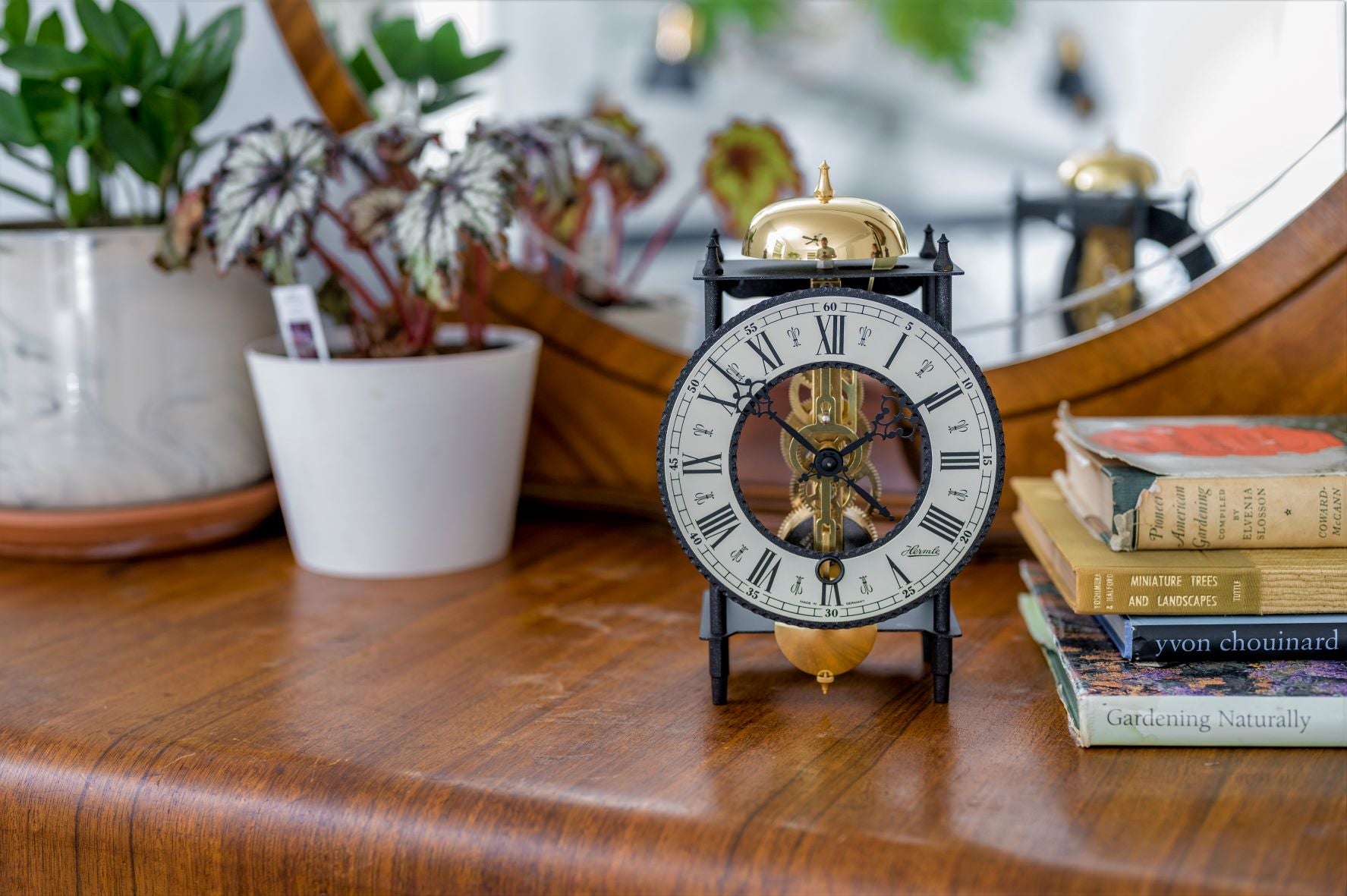 Vintage style Galahad Skeleton Table Clock Vintage style Galahad Skeleton Table Clock